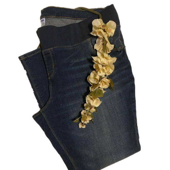 Old Navy Denim - Old Navy Maternity Front-Low Panel Rockstar Super Skinny Jeans NWT!!